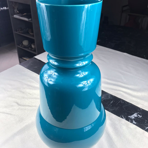 Issima C Vase! Glossy Biscay Bay