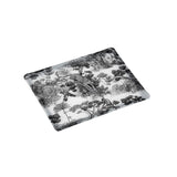 37*28 Animalia Noir