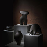 Kau Bull Sculpture Fumo