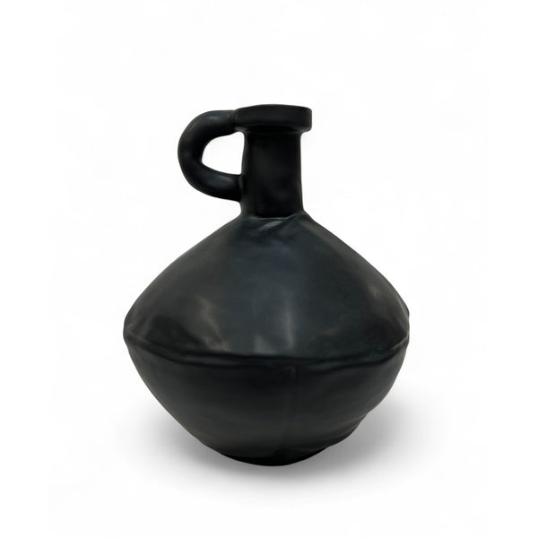 Soft  Vessel black