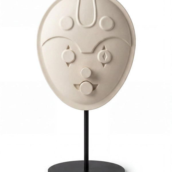 Tribu Mask Oval 2. Matt Ecrue