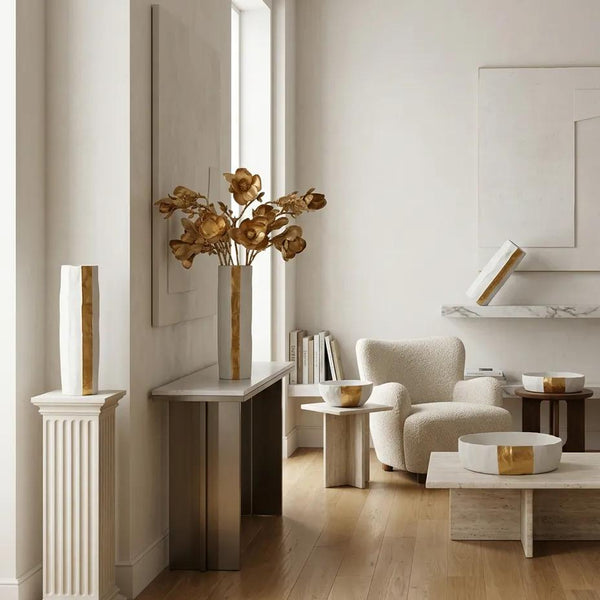 Mono Whıte and Gold  Vase