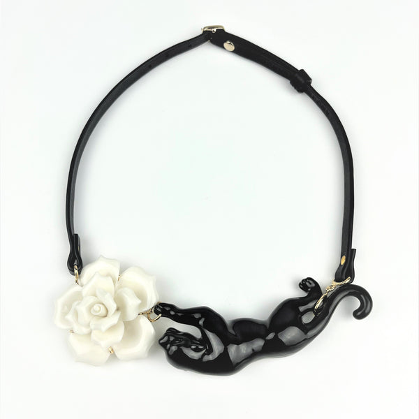 ANDRES GALLARDO-Panther Flower Kolye